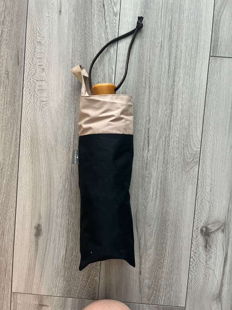 売り切れ商品⭐️サンバリア100 折りたたみ日傘三段折り　コンビ　ブラック