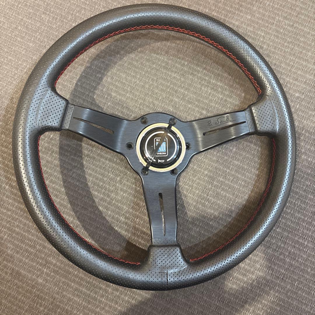 ナルディ　ステアリング　330mm