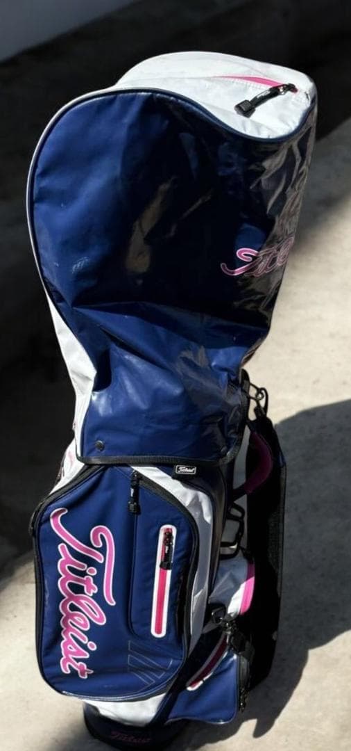 超高級美品　Titleist 高級エナメル/キャディ/ ネイビー/ピンク