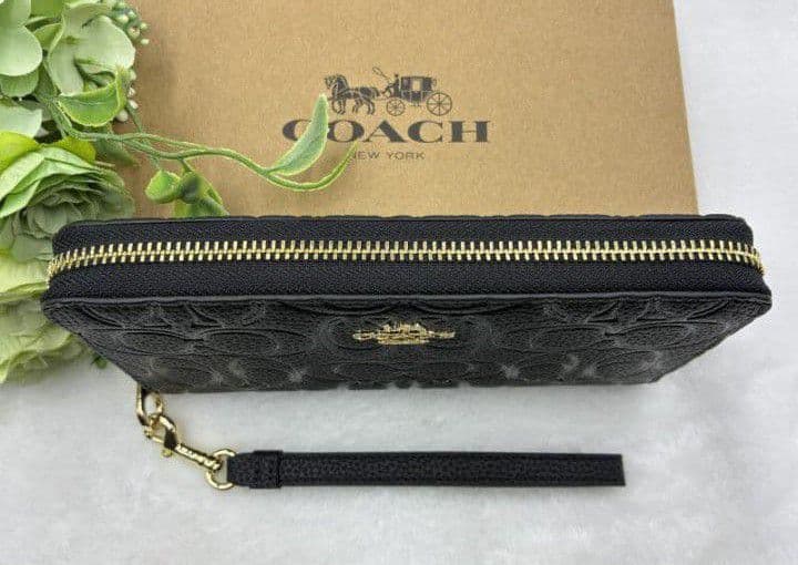 新品未使用コーチ長財布ブラックシグネチャーレディースメンズ送料無料即日発送
