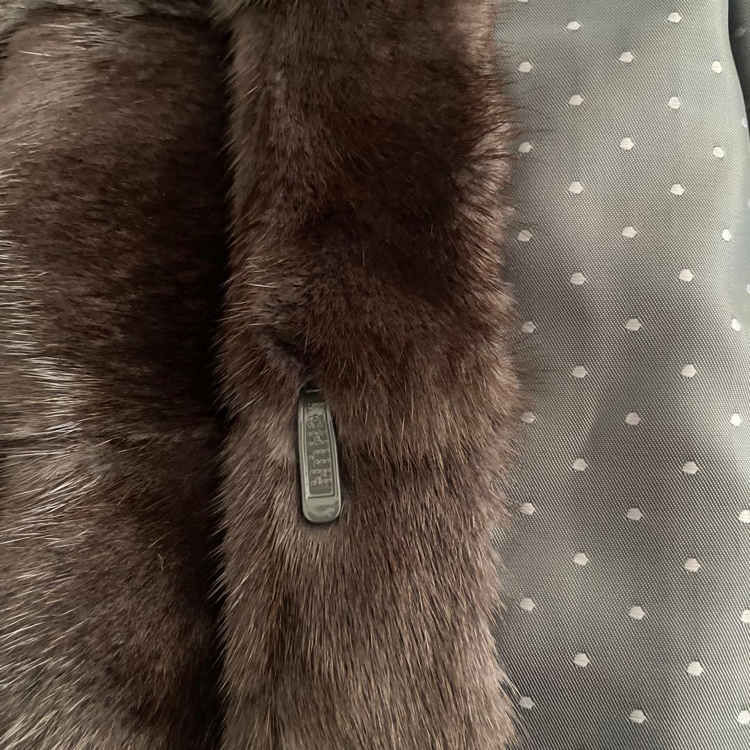 VIOLETA ダークブラウン ファーベスト