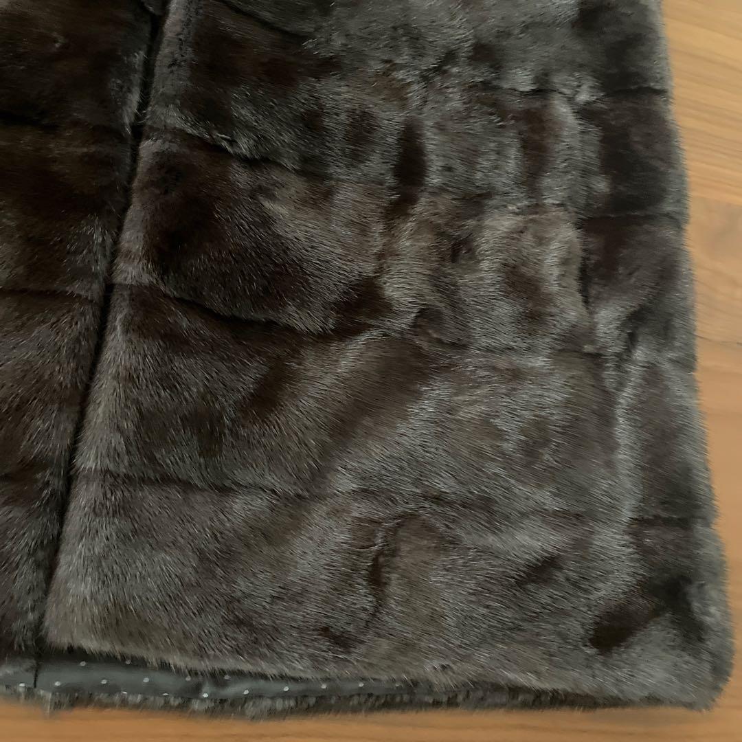 VIOLETA ダークブラウン ファーベスト