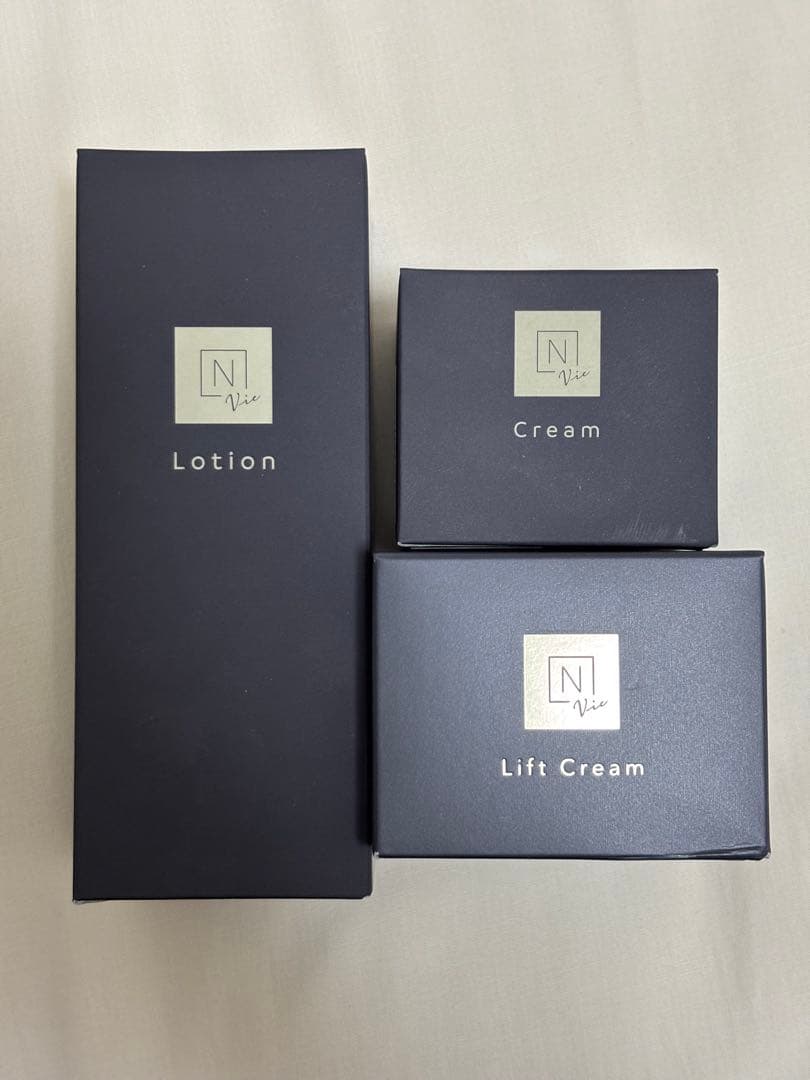 N organic Vie ローション　ヒアルアップクリーム　バリアクリーム