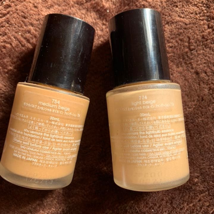 お値下げしましたザ・ライトバルブ エッセンシャル オイル イン ファンデーション