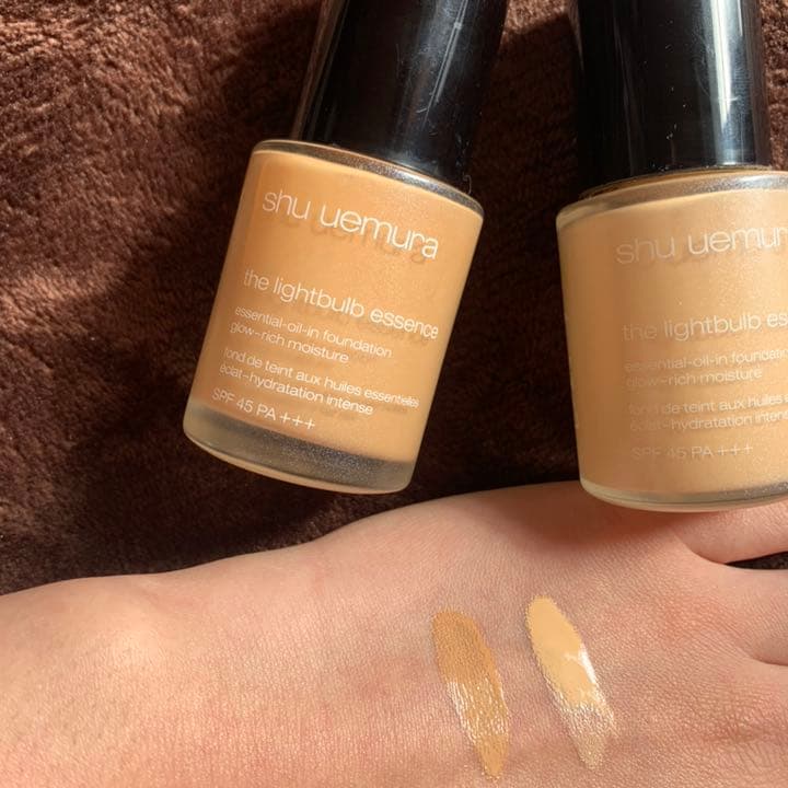 お値下げしましたザ・ライトバルブ エッセンシャル オイル イン ファンデーション