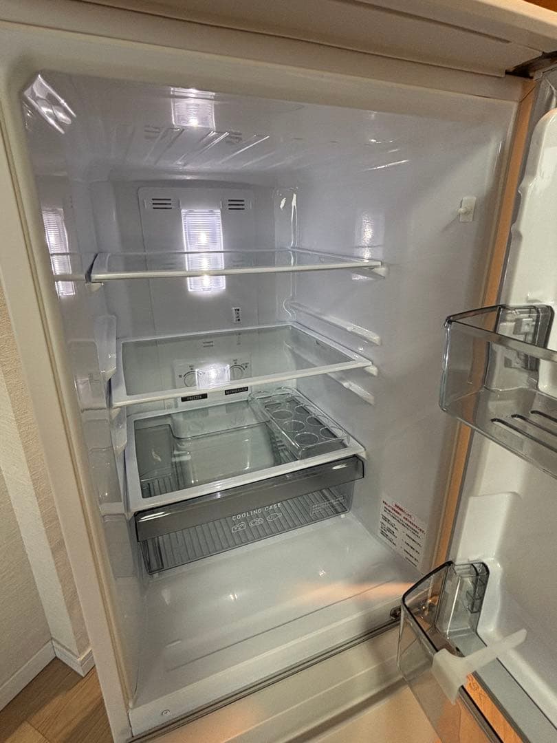 三菱冷凍冷蔵庫　２ドア　単身用　美品