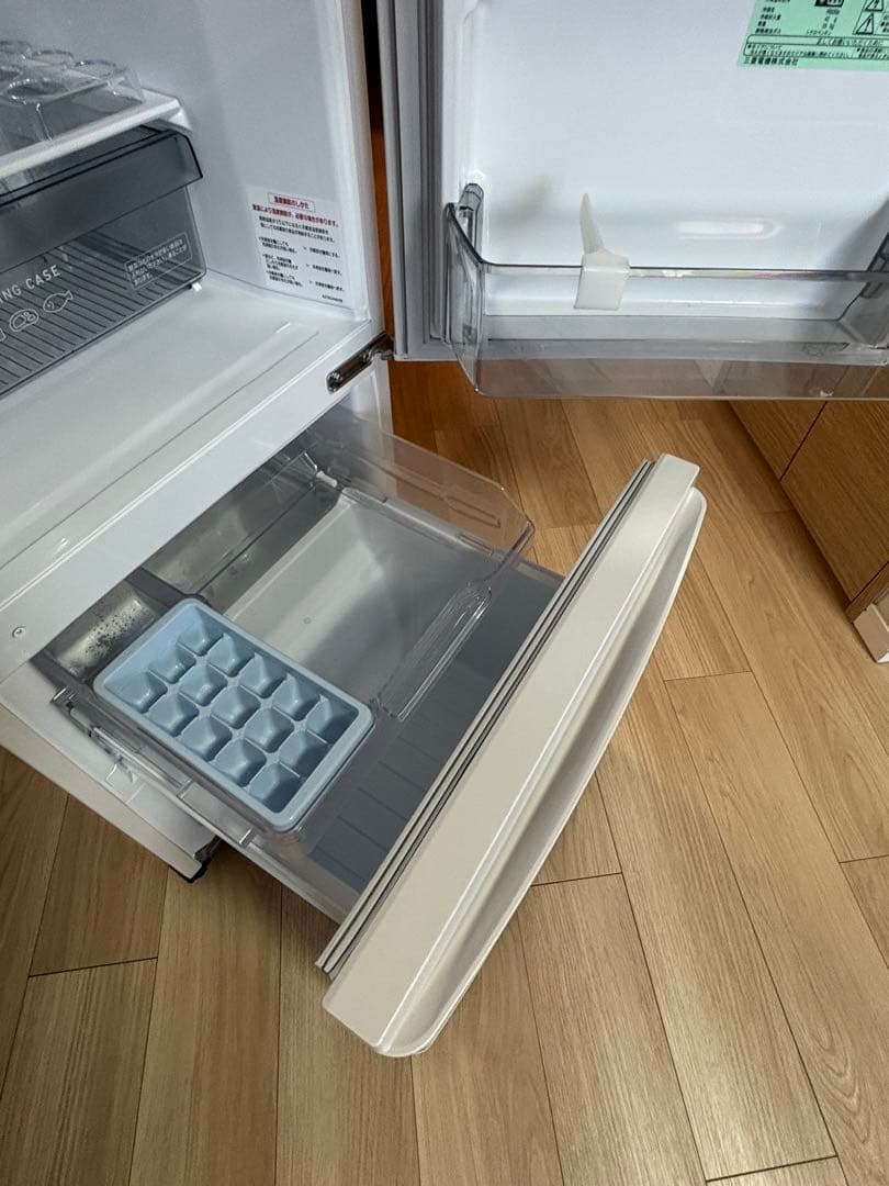 三菱冷凍冷蔵庫　２ドア　単身用　美品