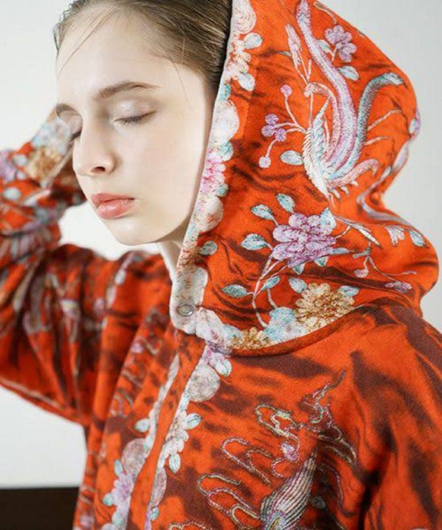 AHCAHCUM あちゃちゅむ　刺繍プリント　BIGパーカー