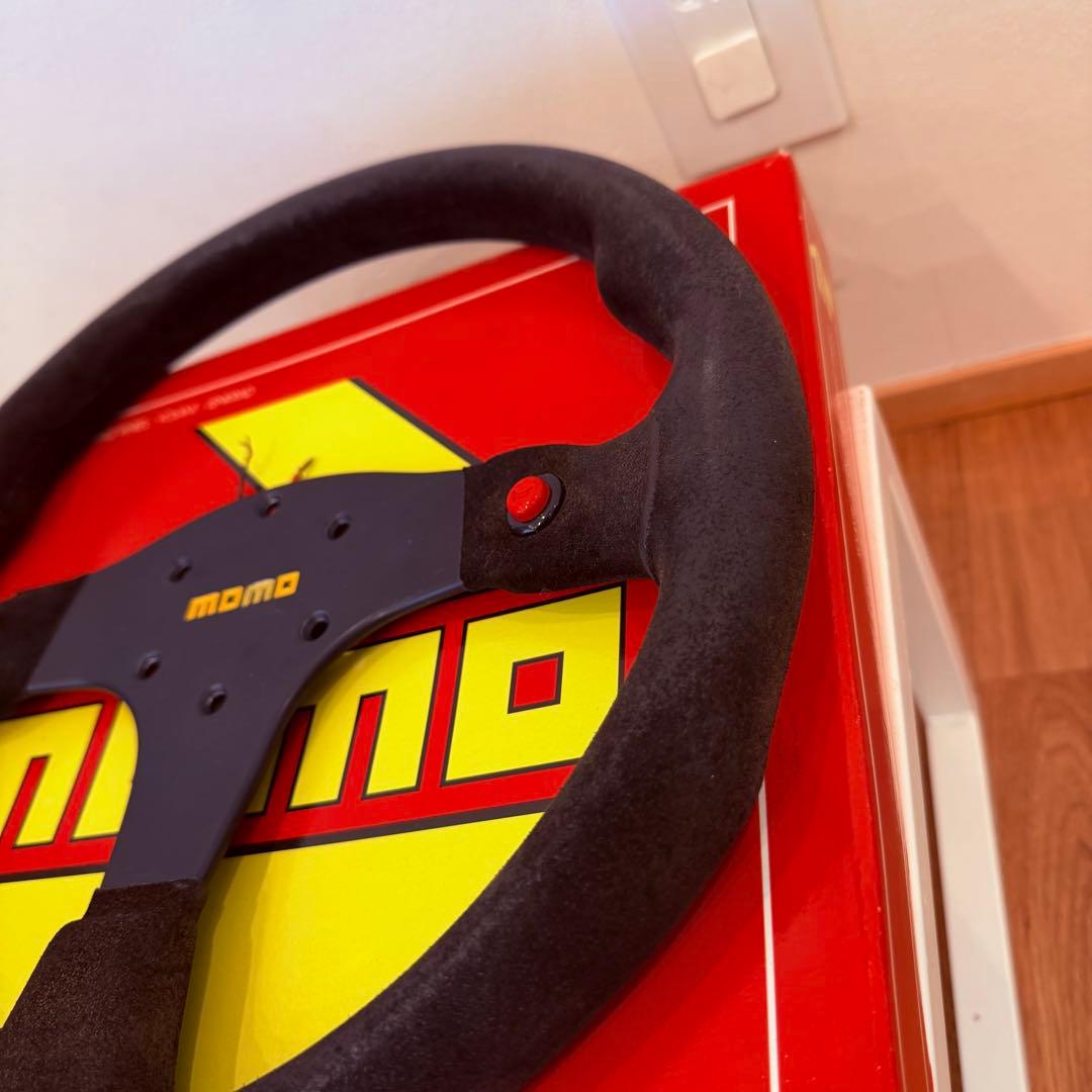 MOMO ステアリング スエード ハンドル 自動車 希少