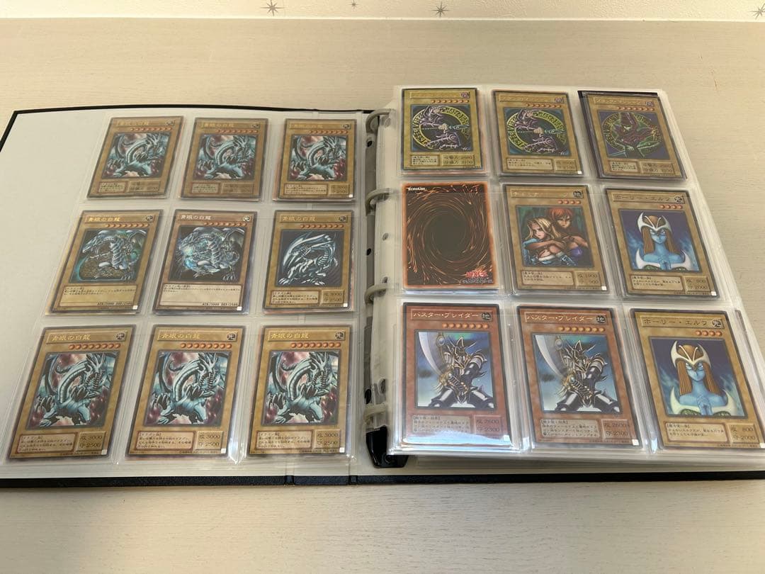 遊戯王　カードファイルごと　引退品