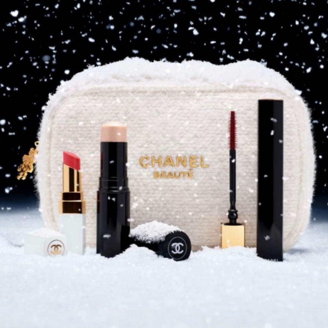 【完売品】2024CHANELクリスマスコフレ⭐︎ホワイトポーチ付き