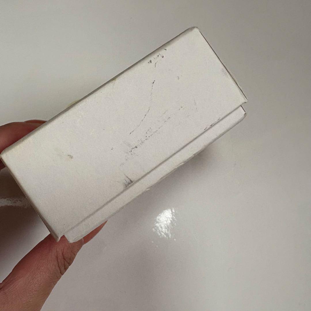 日曜日セール　LOEWE アナグラム　ブローチ　ゴールド