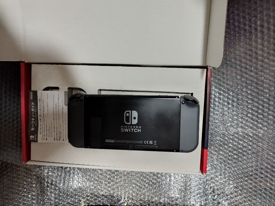 Nintendo Switch 本体　バッテリー100%！迅速にお届け！