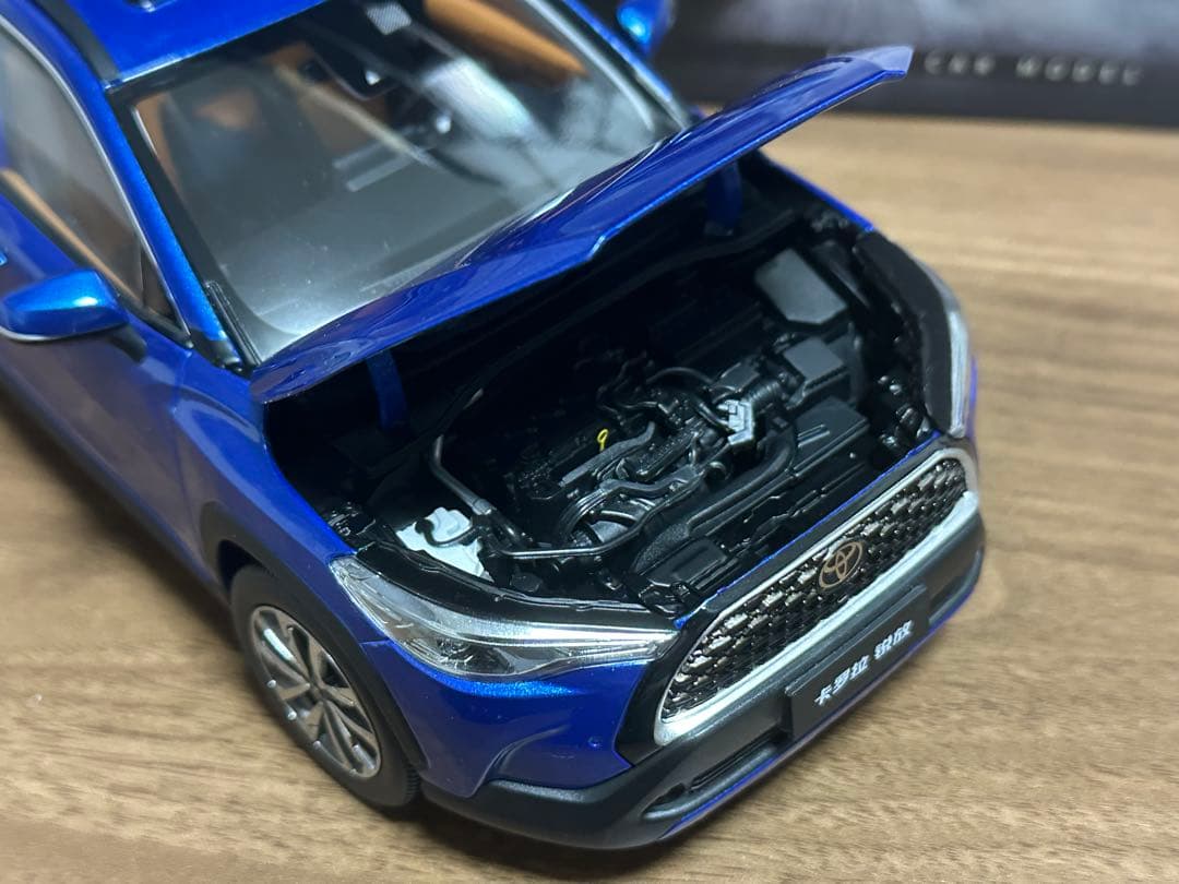 1/18 トヨタ カローラクロス