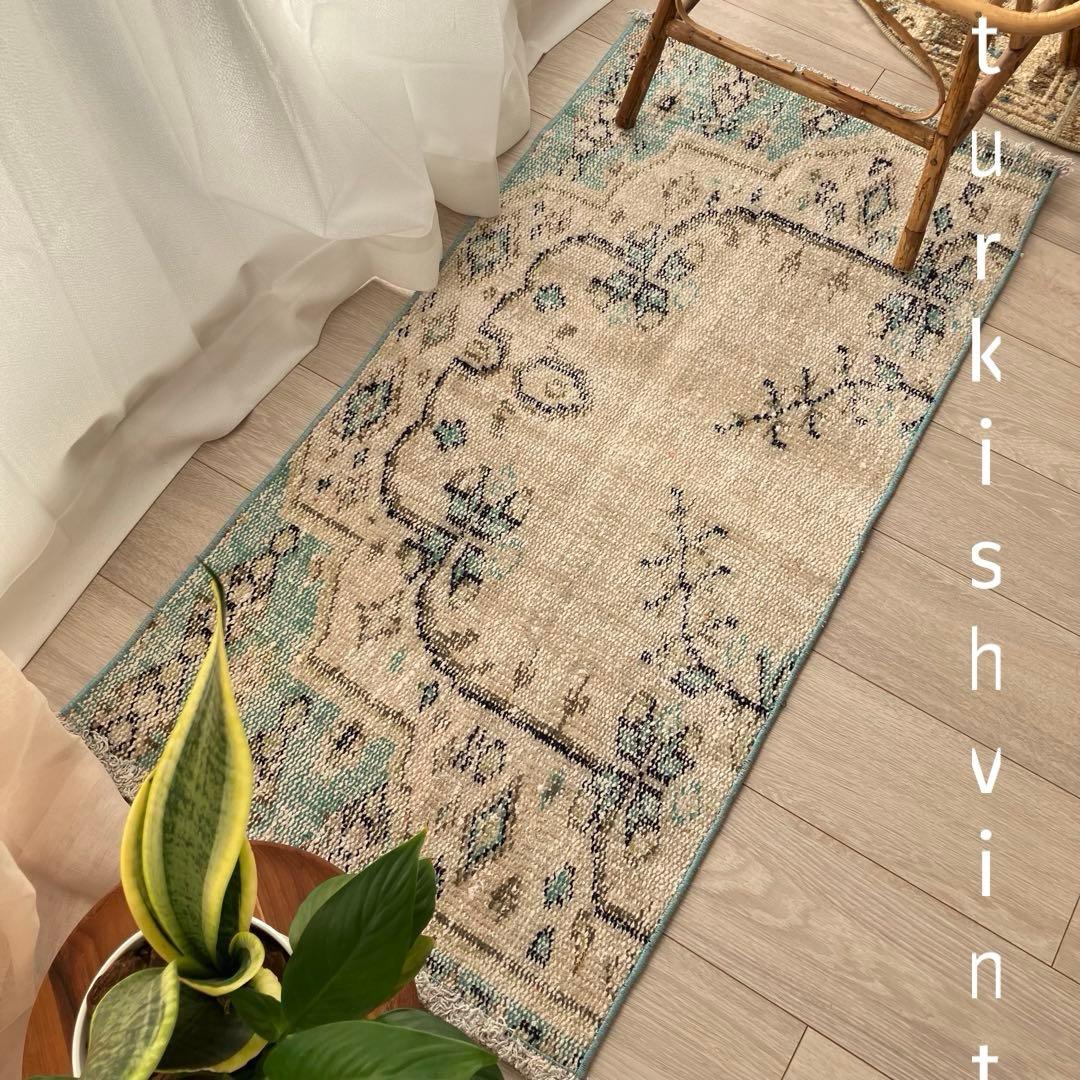 スカイブルー✳︎53×108✳︎額縁Design アイボリー　トルコヴィンテージラグ