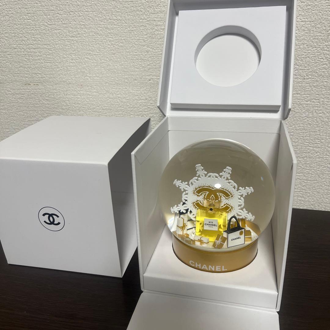 CHANEL スノードーム 香水ボトル付き