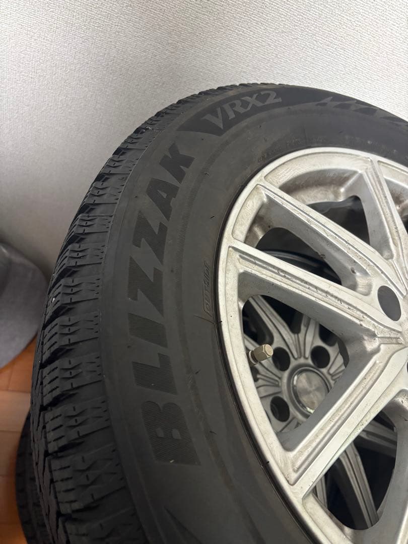 ブリザック VRX2 215/60R16 4本セット