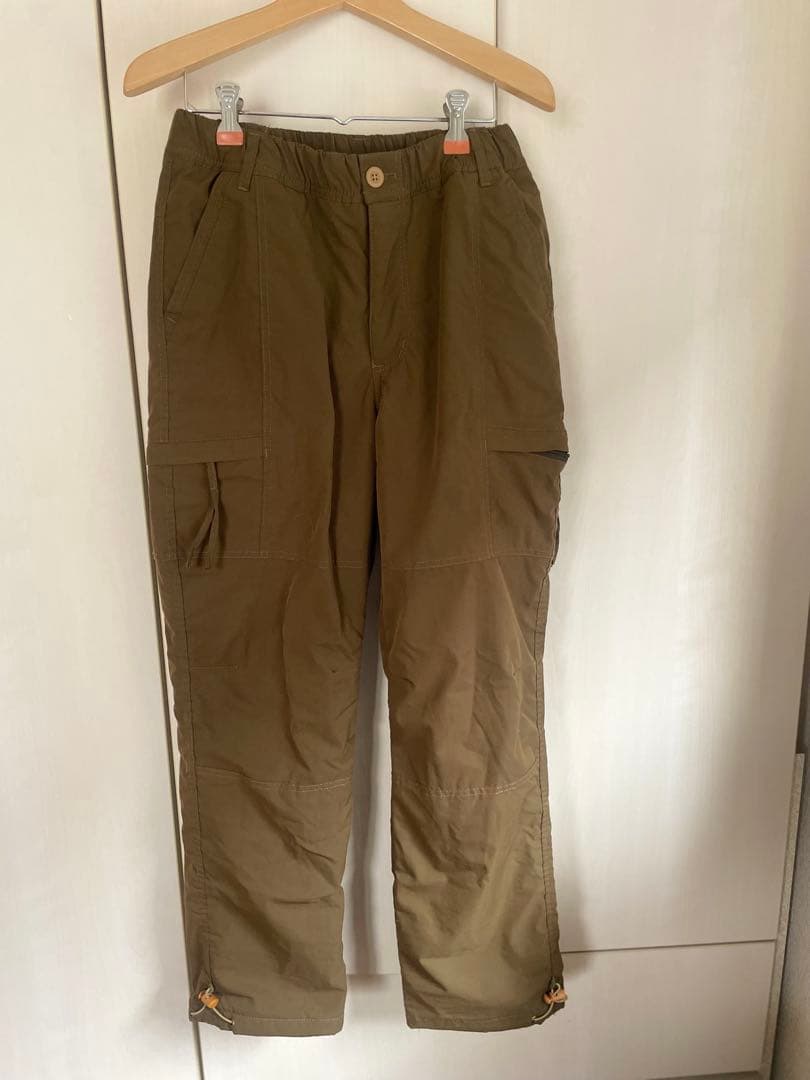 スキーウェア上下にグローブとゴーグル