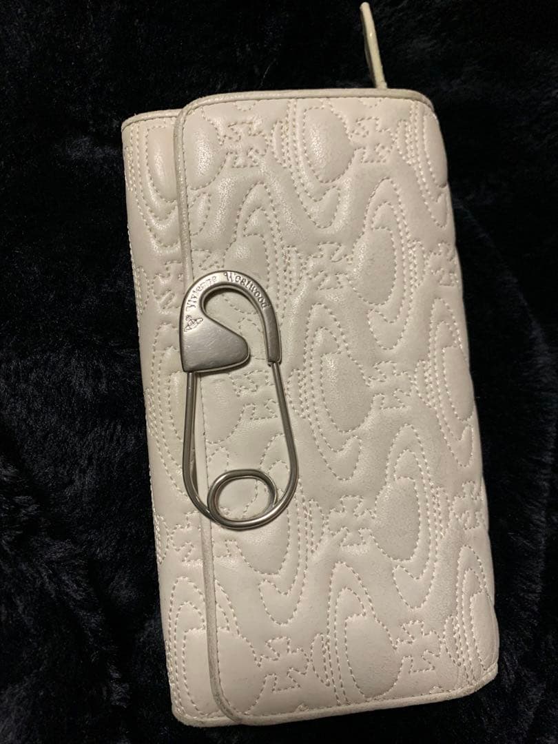 vi viennewestwood長財布２札付き