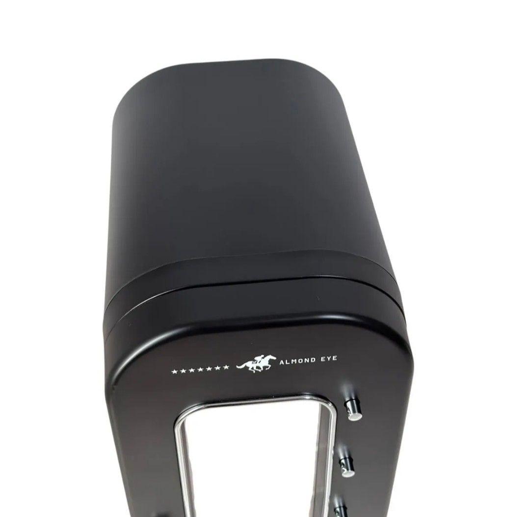 【非売品】 アーモンドアイG1 7勝記念　自動販売機型保冷庫　俺の自販機