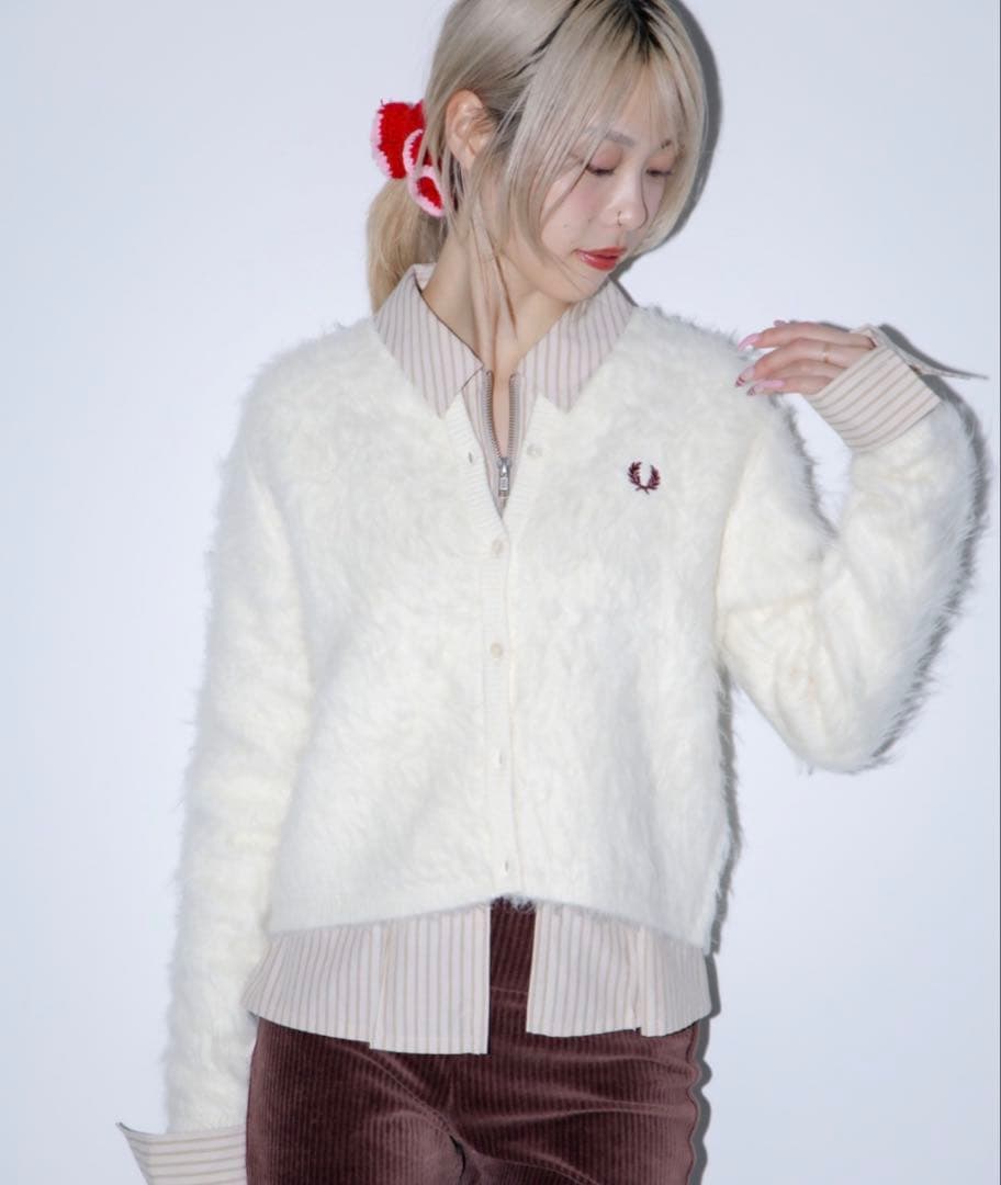 フレッドペリー アイボリー カーディガン