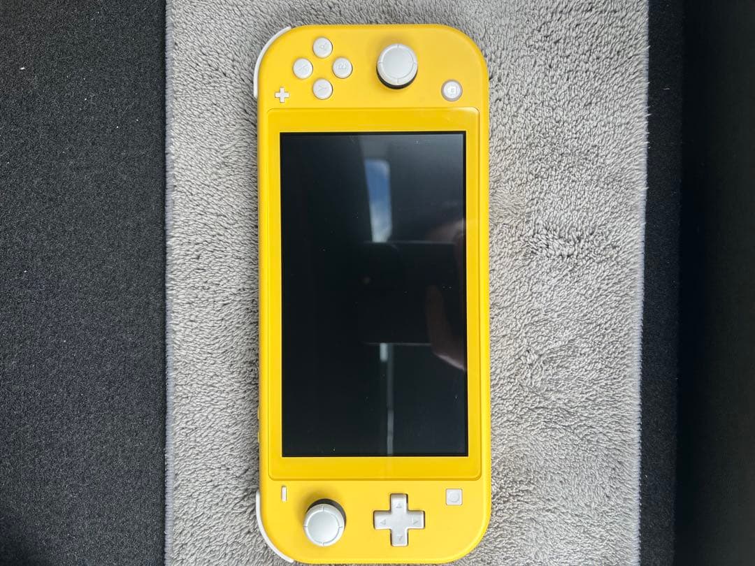 さ*う様 Nintendo Switch Lite イエロー 本体　スプラトゥー