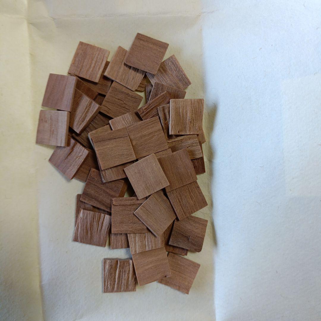 角割　香木　白檀　19グラム　管理No.15