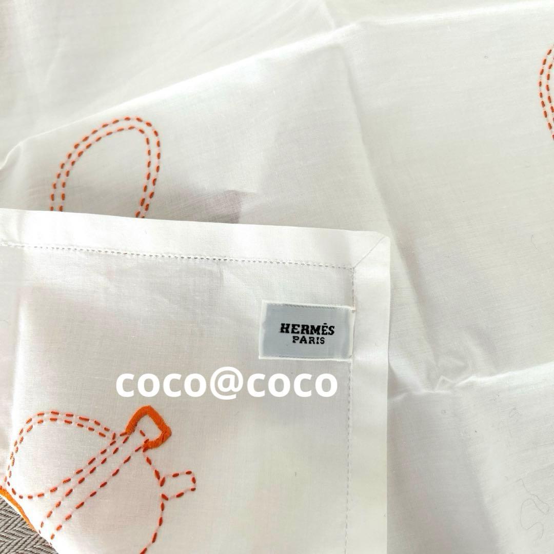 エルメス　刺繍ハンカチ　オレンジステッチ