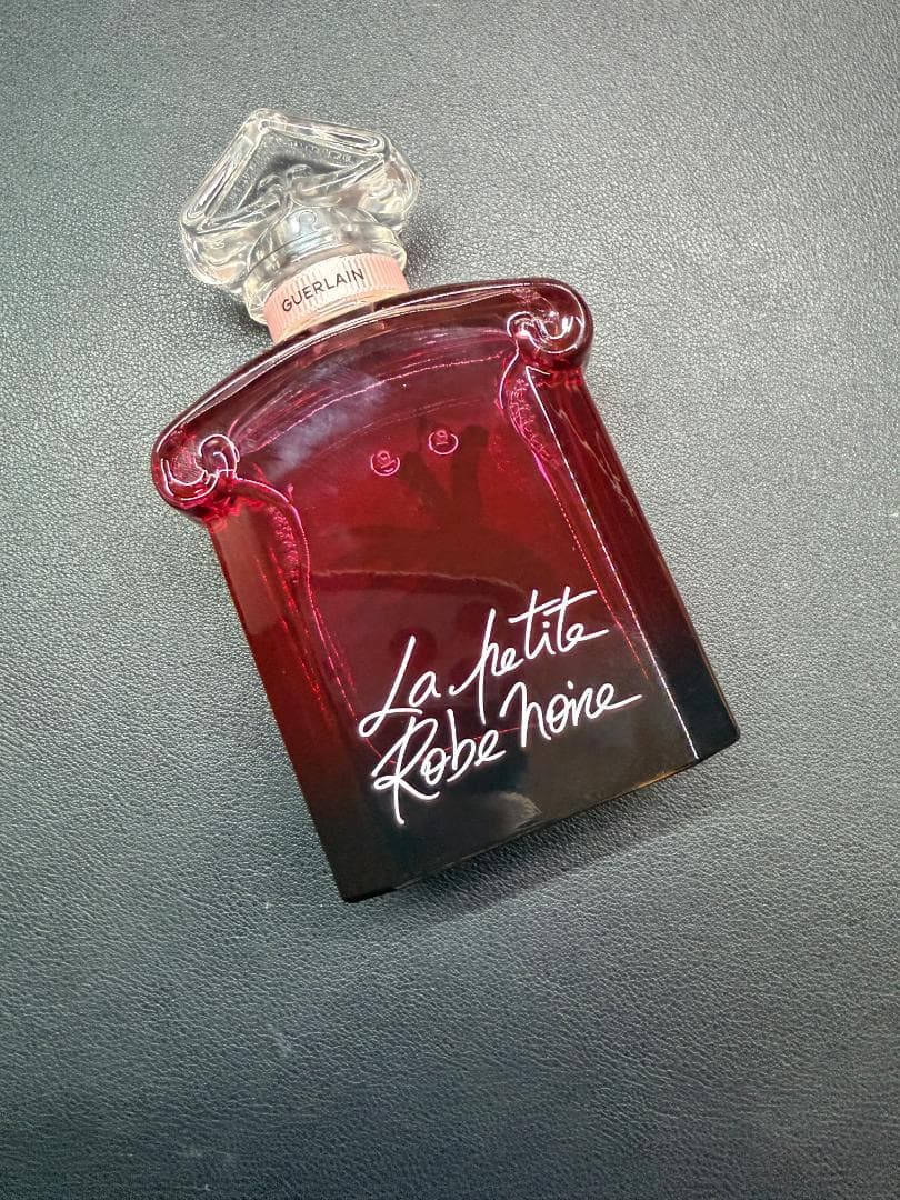 (国内取扱無) ラ プティット ローブ ノワール アブソリュ EDP 100ml