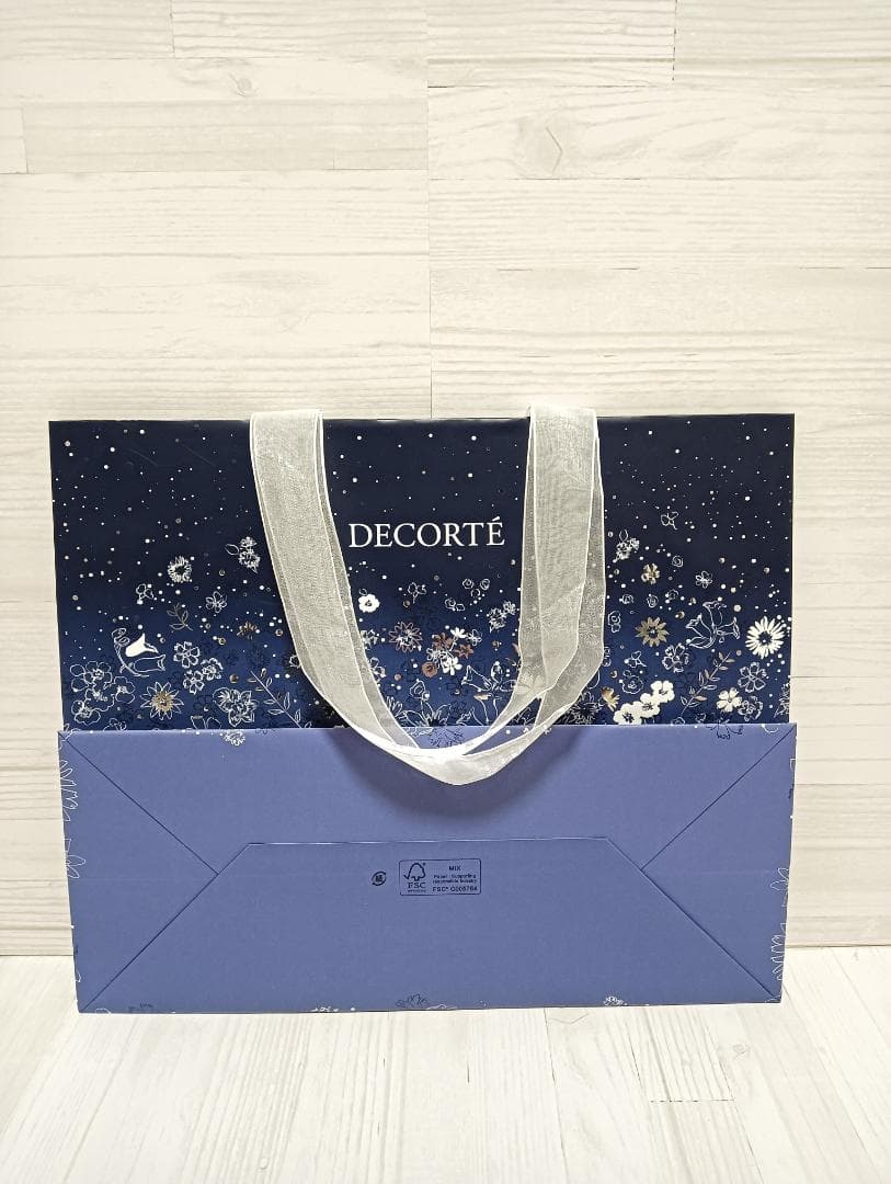 【未開封】コスメデコルテ クリスマスコフレ 2023 限定 ショッパー付き