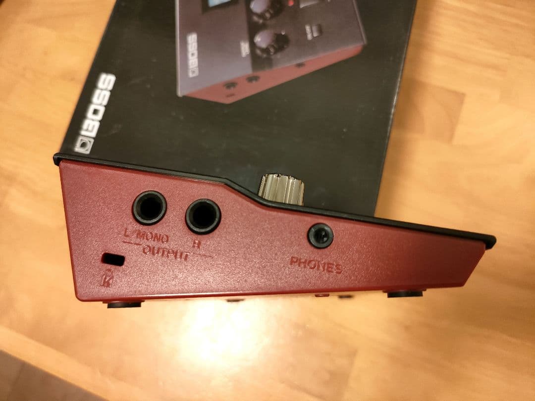 【生産終了品】BOSS GT-001 ギター用マルチエフェクター