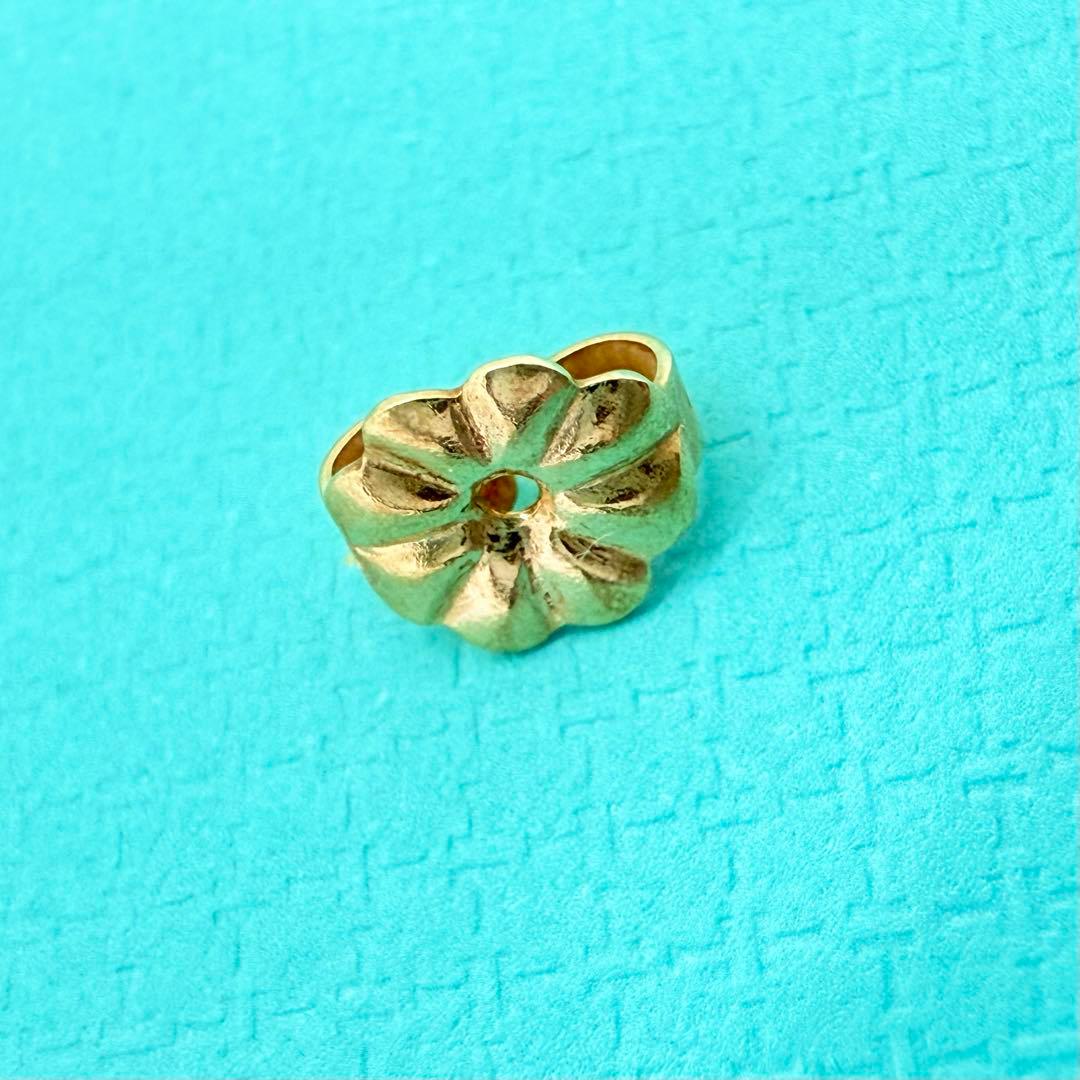 Tiffany & Co. スマイルピアス　イエローゴールド　片耳　匿名配送