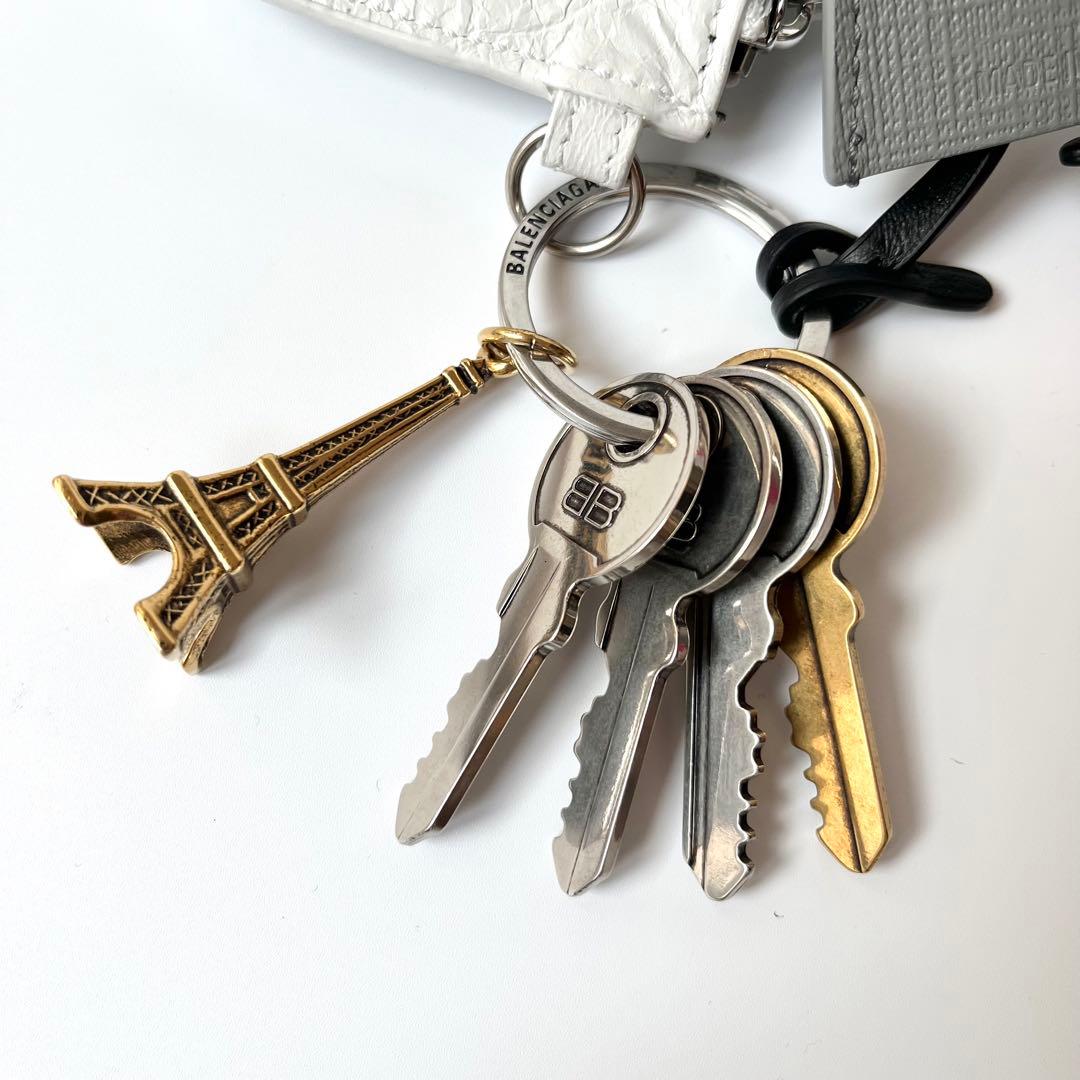 現行モデル 美品 バレンシアガ ルカゴール チャーム ガーリー キーホルダー