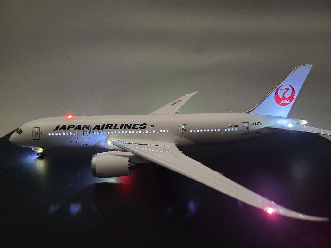 JAL Boeing 787-8 (JA827J) LED 仕様完成品