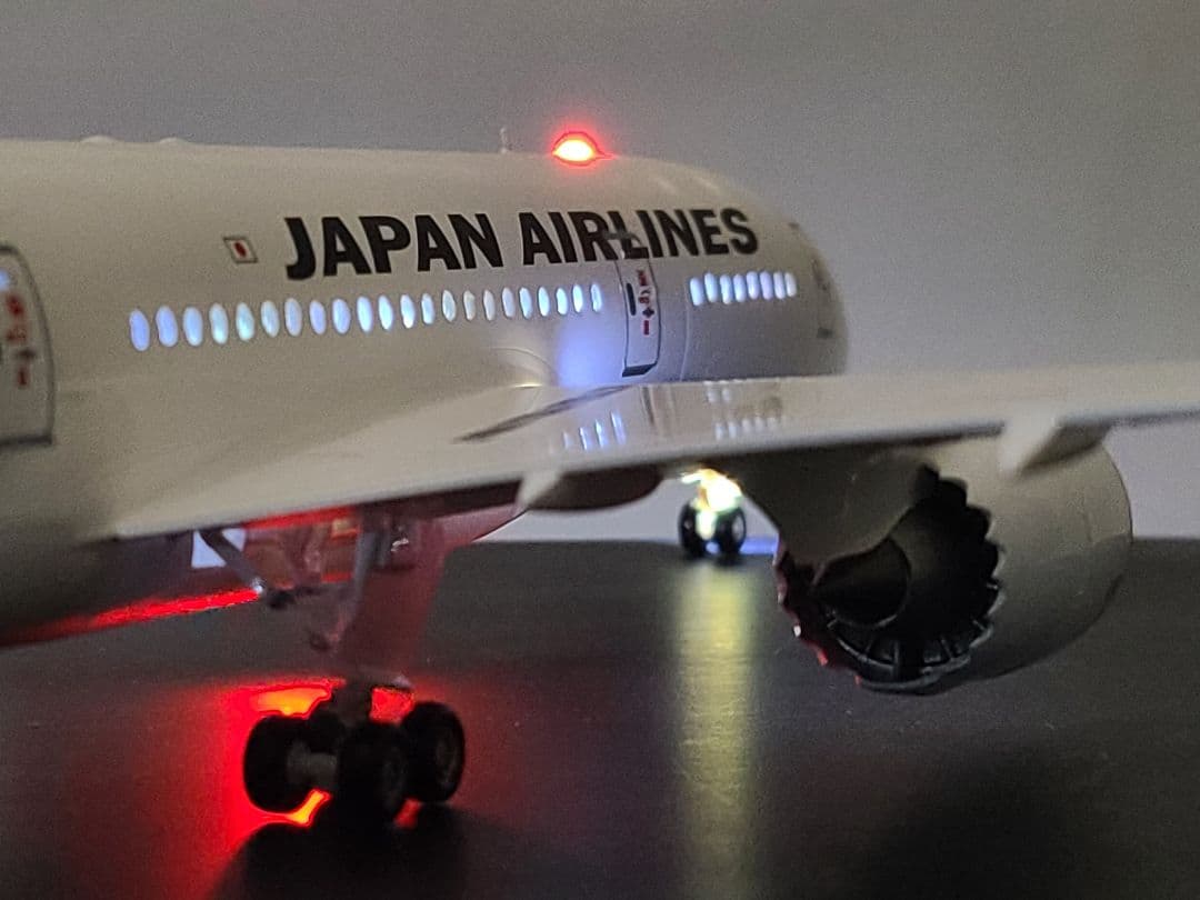 JAL Boeing 787-8 (JA827J) LED 仕様完成品
