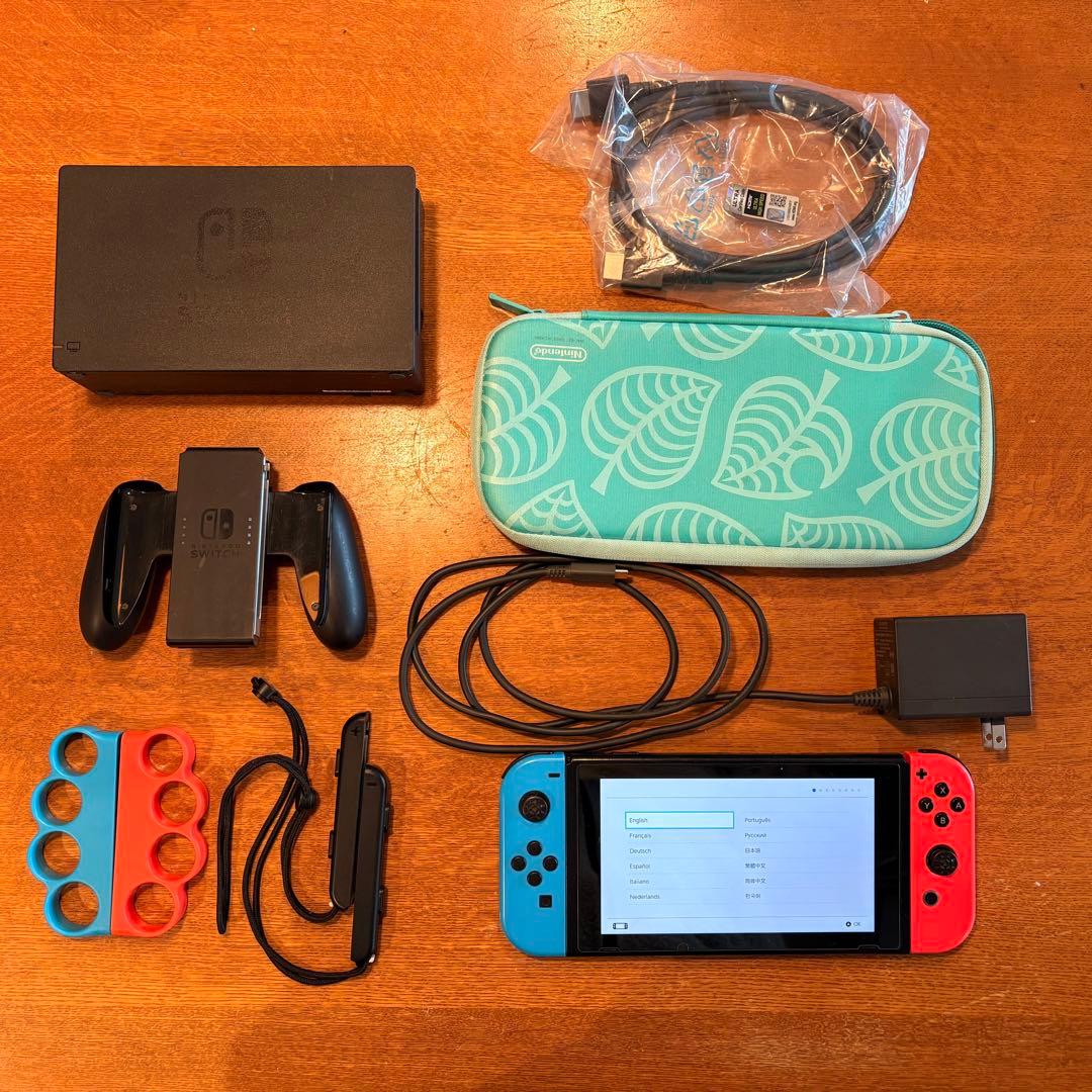 Nintendo Switch 本体、ケース