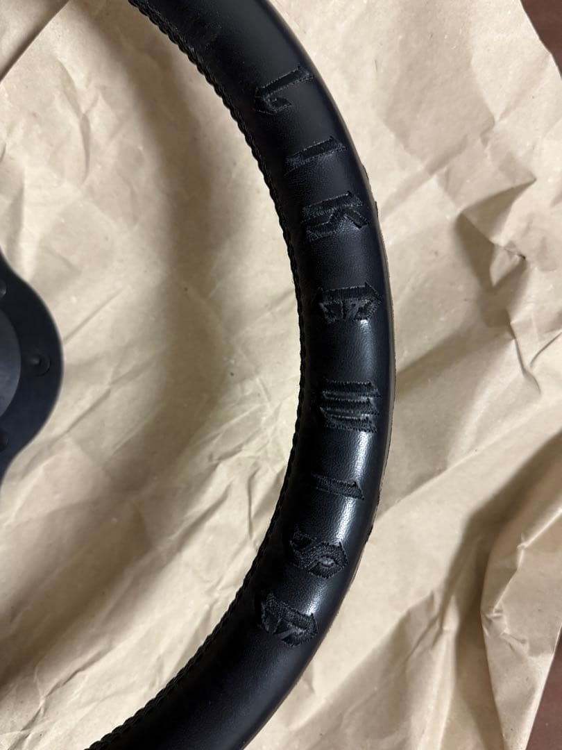 【らる】LIKEWISE HELLBOI Edition ステアリング