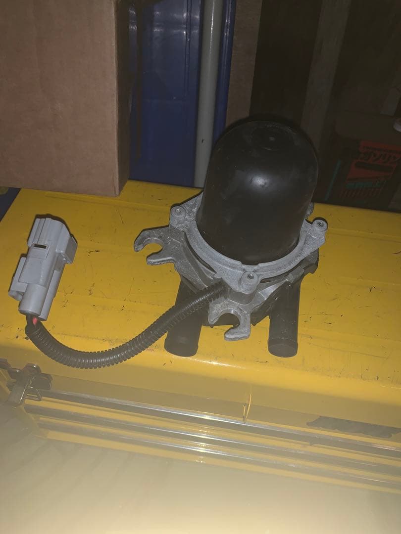 ハイエース200系ガソリン 1TR エアーポンプ