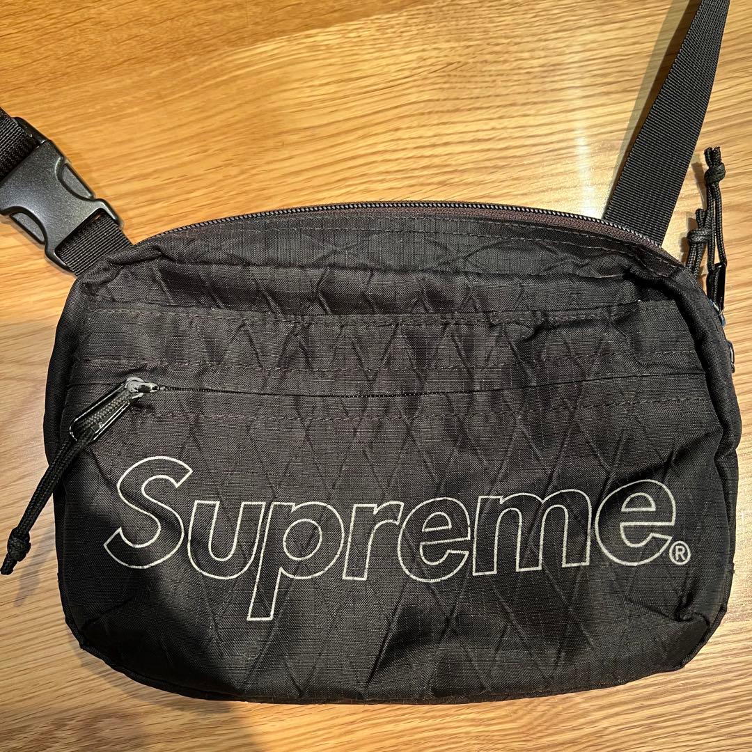 2018AW Supreme/シュプリーム/ショルダーバッグ　黒