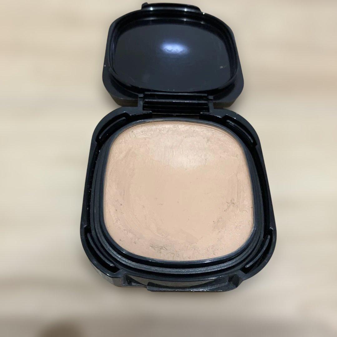 MAQuillAGE トリートメントラスティングコンパクトUV