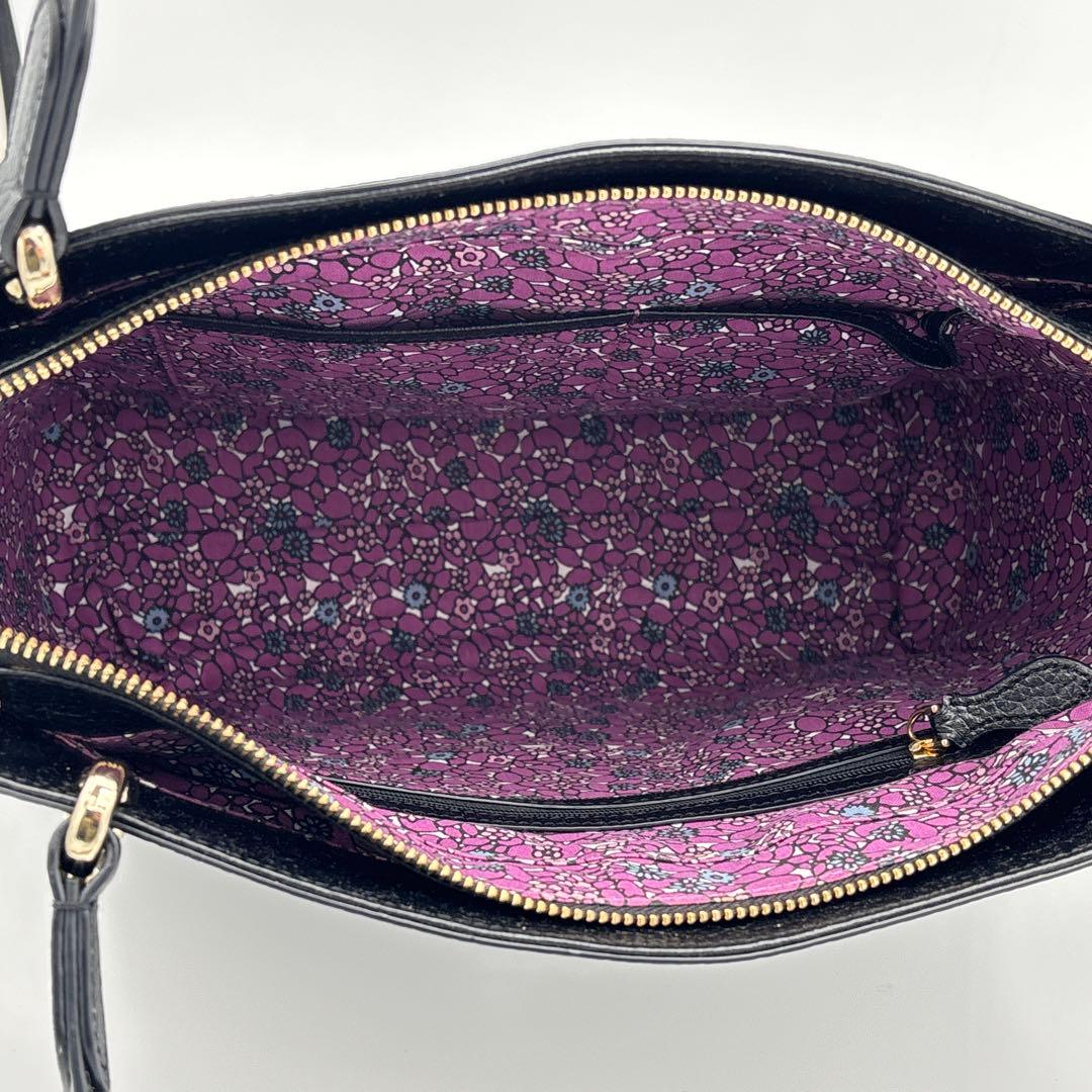 【美品】ANNA SUI 自立 底鋲 肩掛け A4 ビジネスバッグ ロゴ レザー