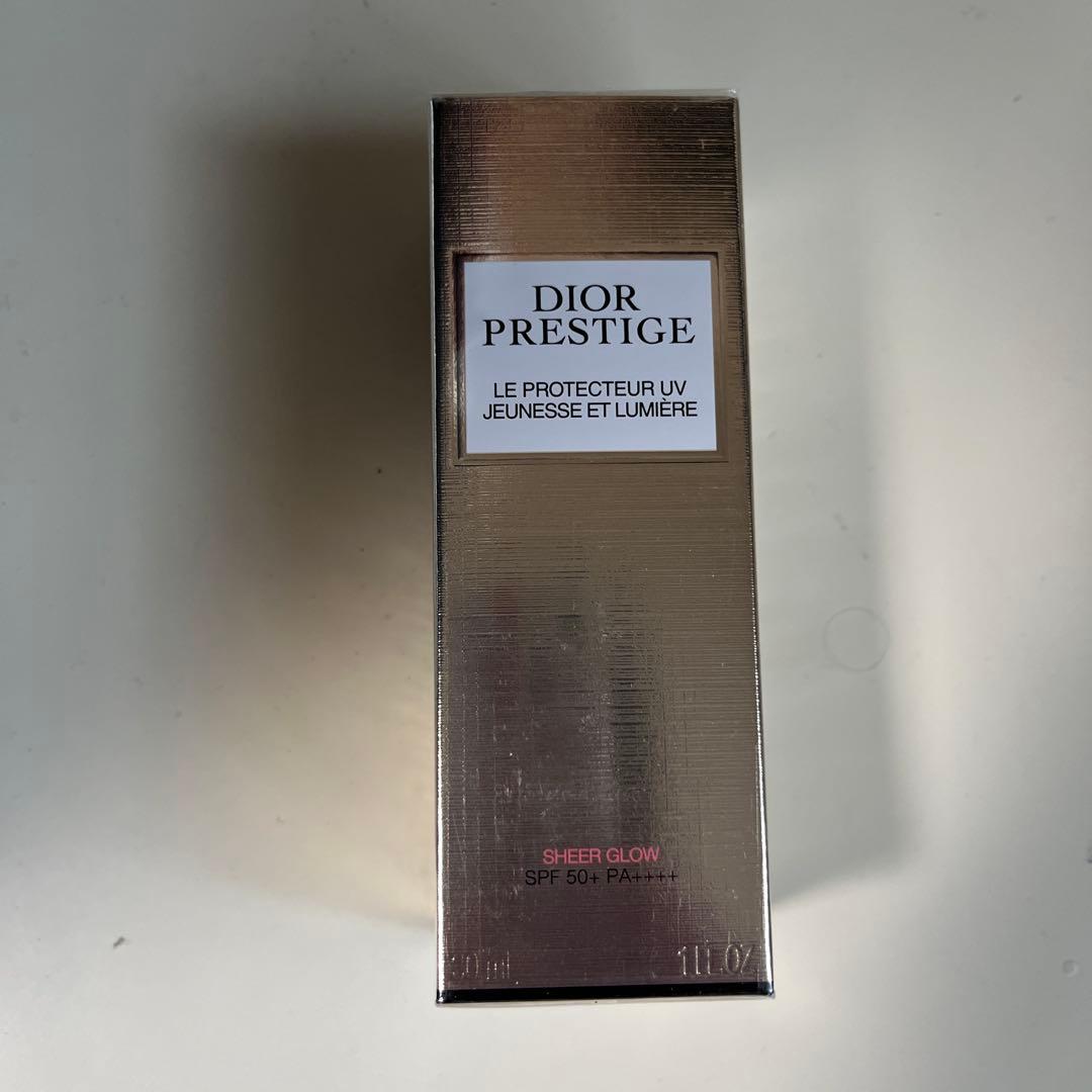 未使用DIORプレステージホワイトルプロテクター UVルミエールシアーグロー