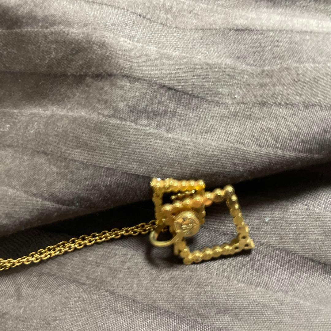 ウォルサム メレダイヤ ペンダントトップ イエローゴールド スウィング