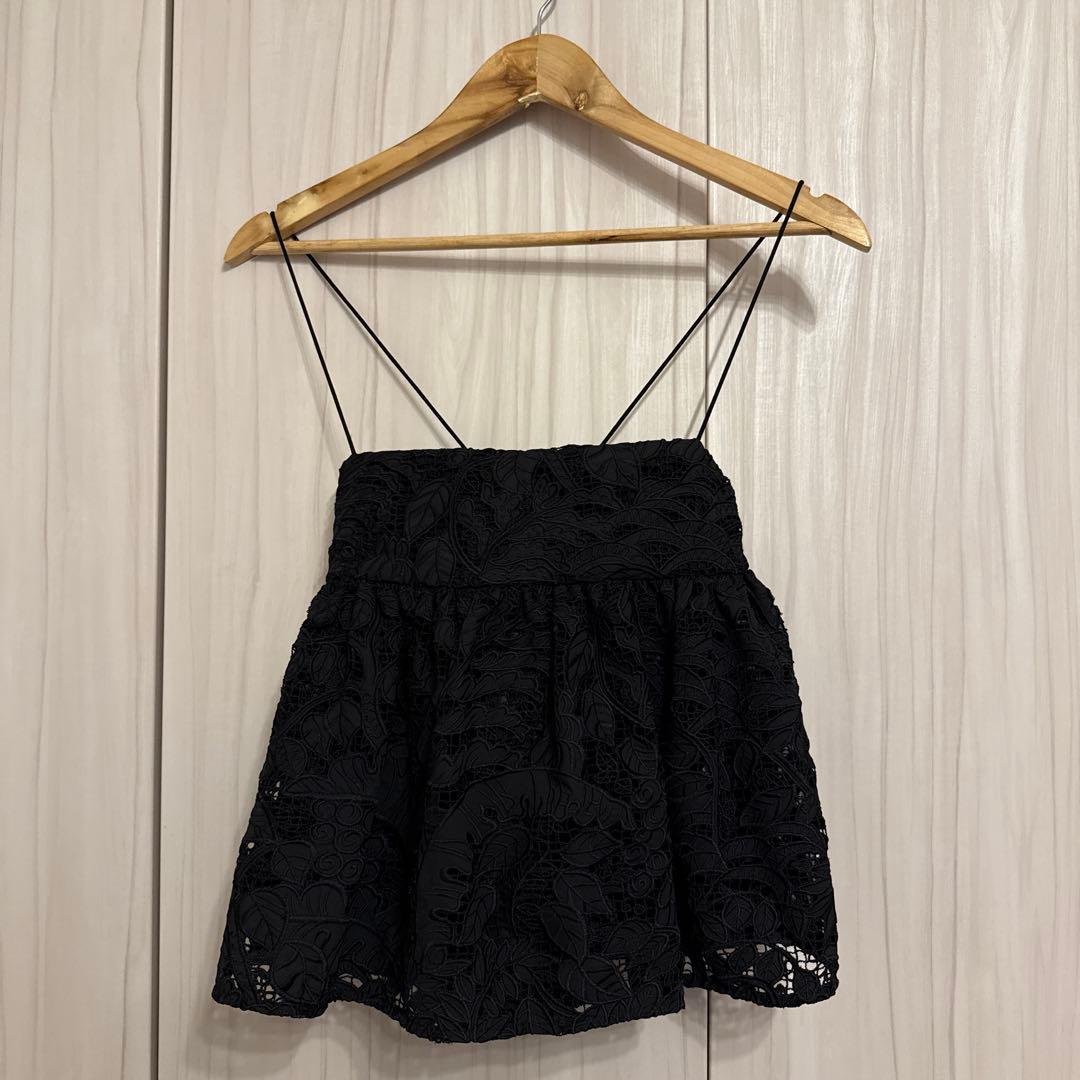 【SOULEIADO 】コットンエンブロイダリーキャミソール(トゥモローランド)