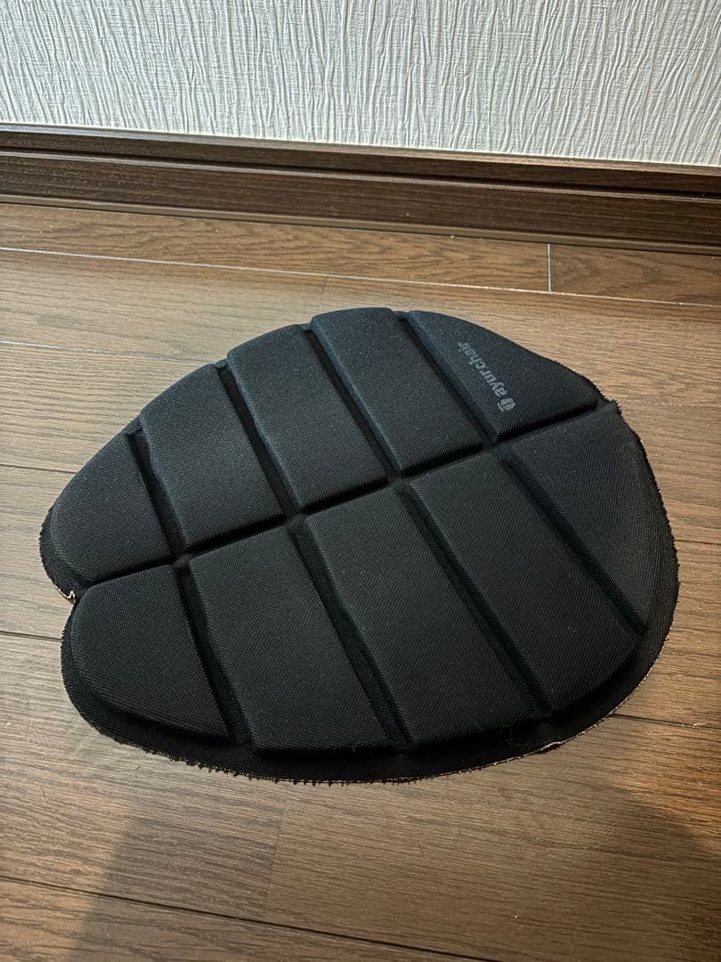 【美品】アーユル・チェアー　キャスタータイプ　プレミアムモデル　01ゼロワン