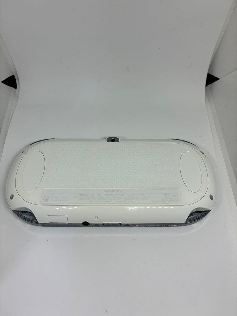 【美品】PSVITA PCH-1100 クリスタル・ホワイト 箱付き