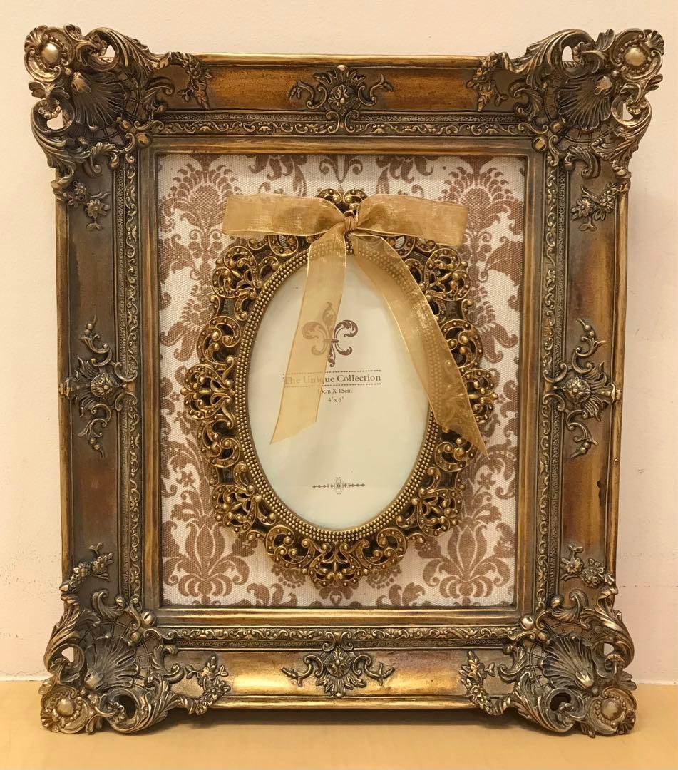 クラシック調　壁掛けフォトフレーム ゴールド