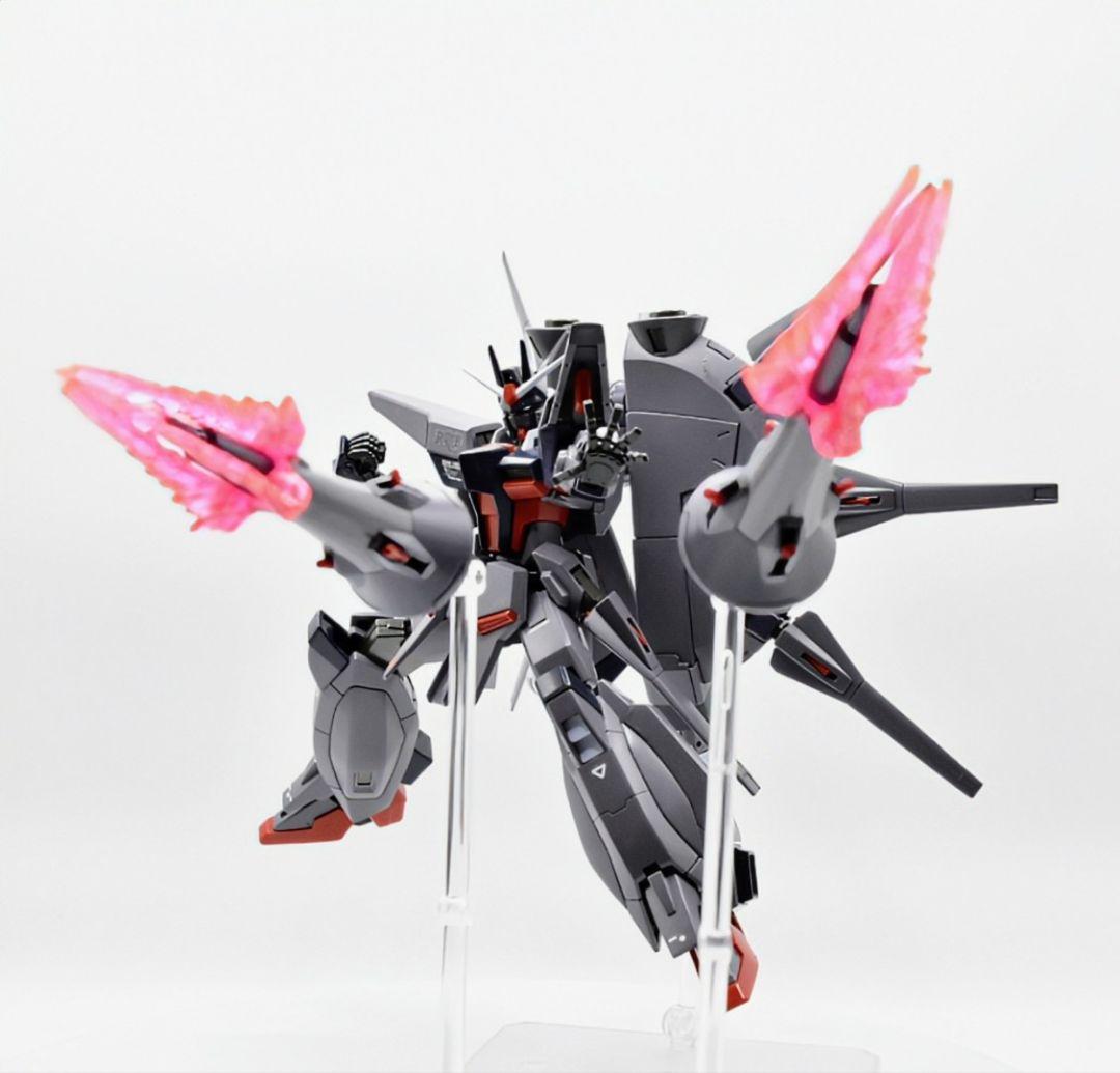 〚 HGCE 1/144 レジェンドガンダム〛塗装済完成品