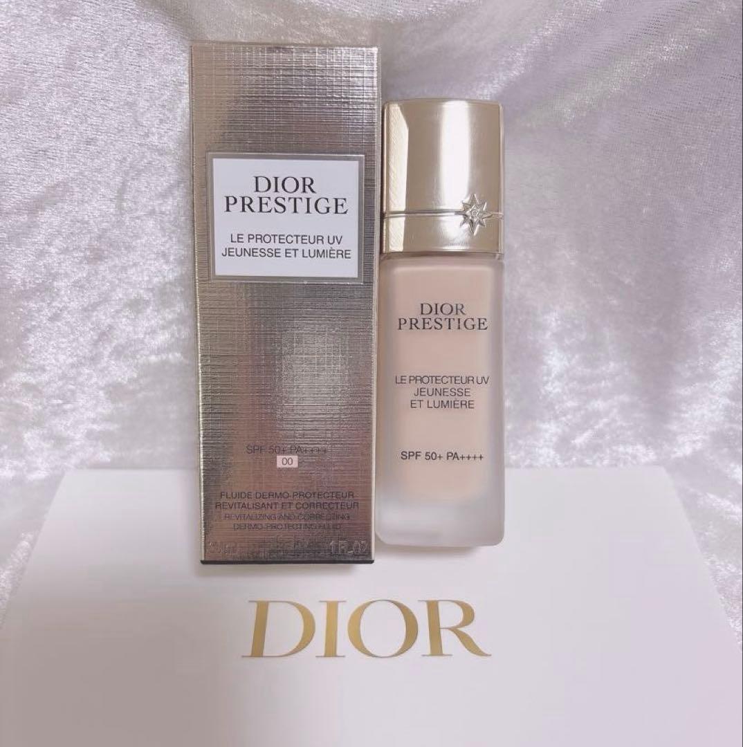 Dior プレステージ ホワイト ル プロテクター UV ルミエール（BB）00