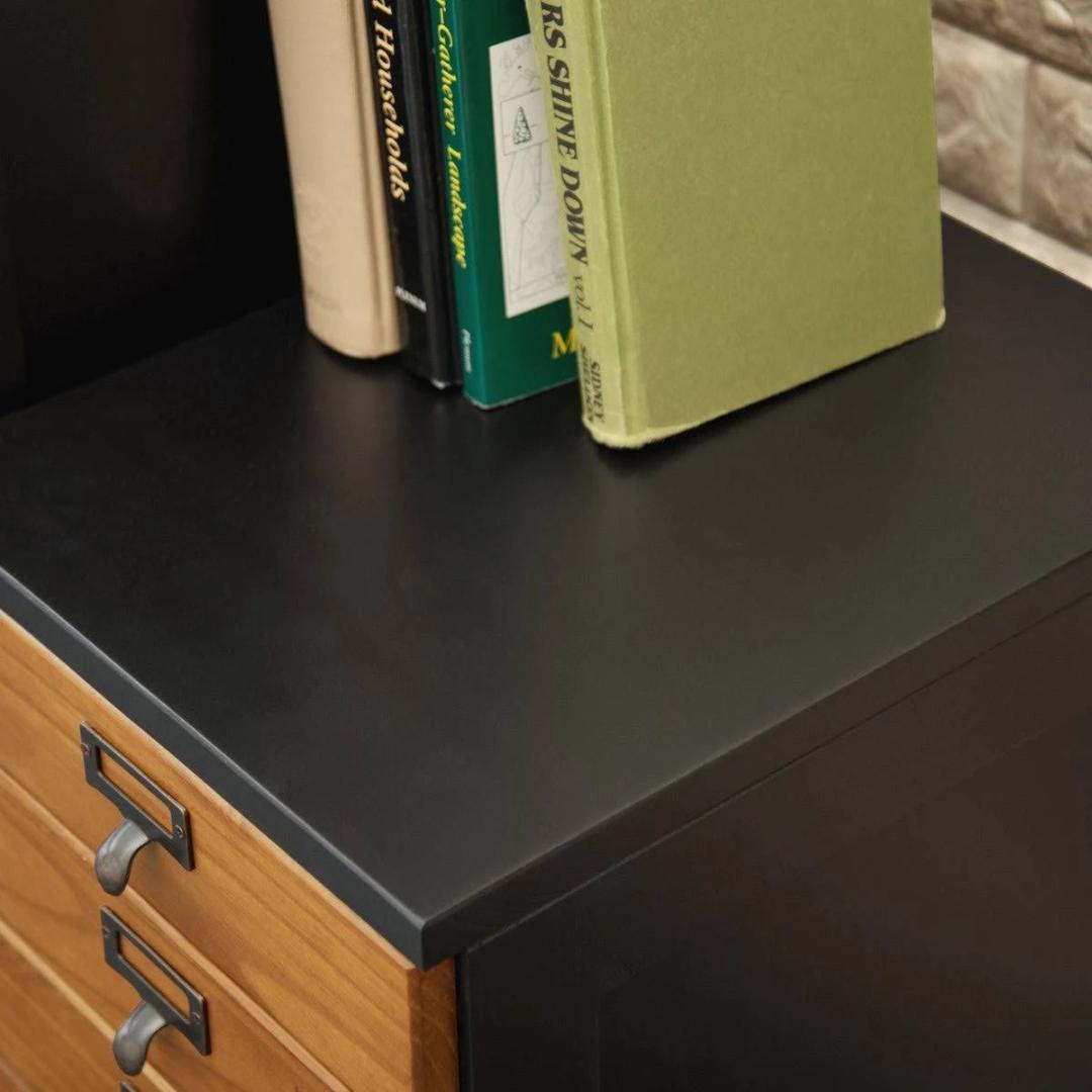 【新品】多段チェスト　キャスター付き　スタイリッシュ　アウトレット